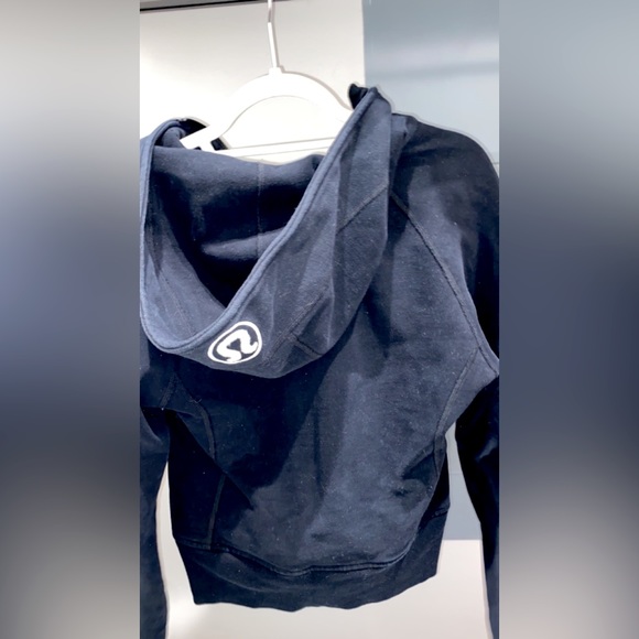 Lululemon black scuba zip up jacket - Picture 3 of 3